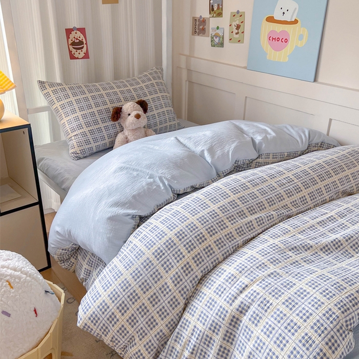 91家纺网 家纺一手货源 找家纺 玉海棠家纺 2025新款云感双层纱提花学生宿舍三件套上下铺三件套 定格时光