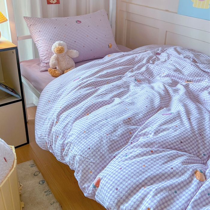 91家纺网 家纺一手货源 找家纺 玉海棠家纺 2025新款云感双层纱提花学生宿舍三件套上下铺三件套 草莓甜心