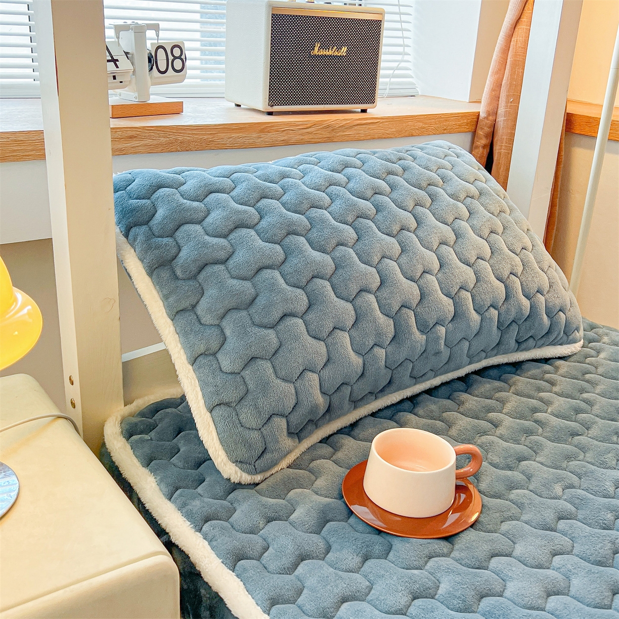 91家纺网 家纺一手货源 找家纺 雯豆 2025冬季新品牛奶绒夹棉床笠大学生床垫保护套纯色素色床罩牛奶绒夹棉床笠-碧海蓝