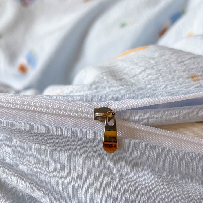 91家纺网 家纺一手货源 找家纺 玉海棠家纺 2025新款云感双层纱提花学生宿舍三件套上下铺三件套 动物狂欢会蓝