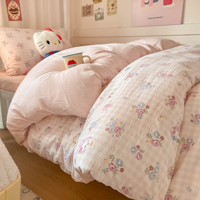 91家纺网 家纺一手货源 找家纺 玉海棠家纺 2025新款云感双层纱提花学生宿舍三件套上下铺三件套 花园小猫