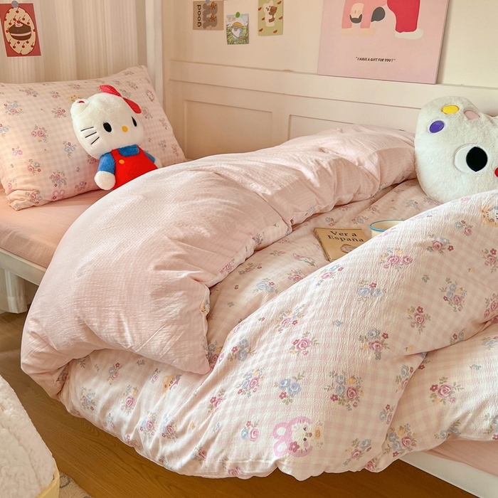 91家纺网 家纺一手货源 找家纺 玉海棠家纺 2025新款云感双层纱提花学生宿舍三件套上下铺三件套 花园小猫