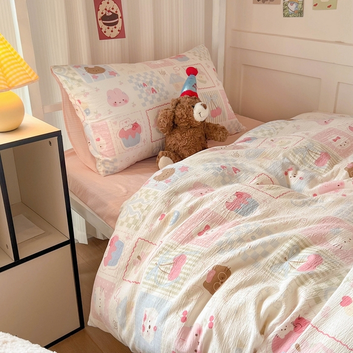 91家纺网 家纺一手货源 找家纺 玉海棠家纺 2025新款云感双层纱提花学生宿舍三件套上下铺三件套 萌物乐园