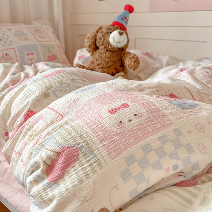 91家纺网 家纺一手货源 找家纺 玉海棠家纺 2025新款云感双层纱提花学生宿舍三件套上下铺三件套 萌物乐园