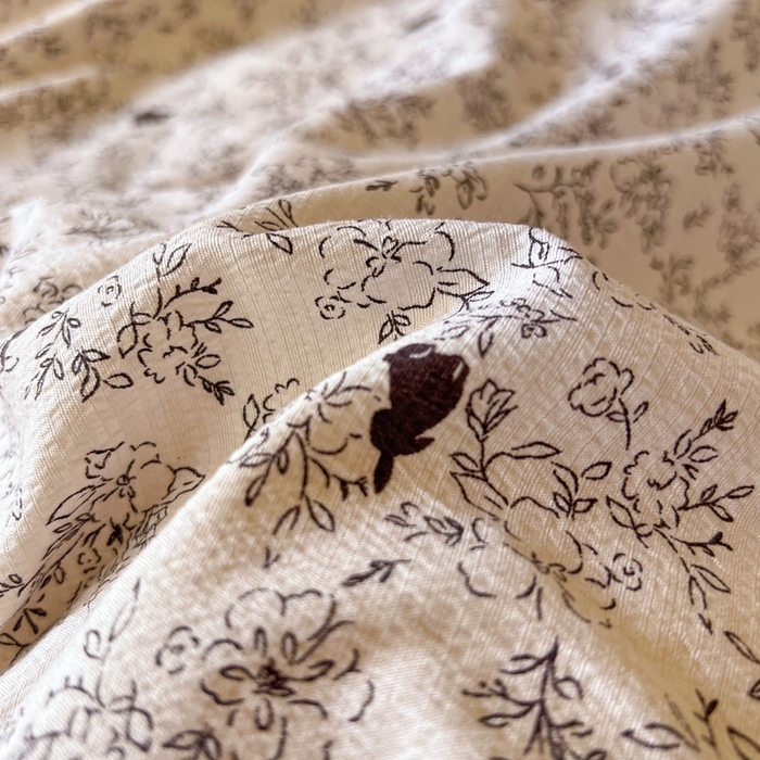 91家纺网 家纺一手货源 找家纺 玉海棠家纺 2025新款云感双层纱提花学生宿舍三件套上下铺三件套 兔与晚风