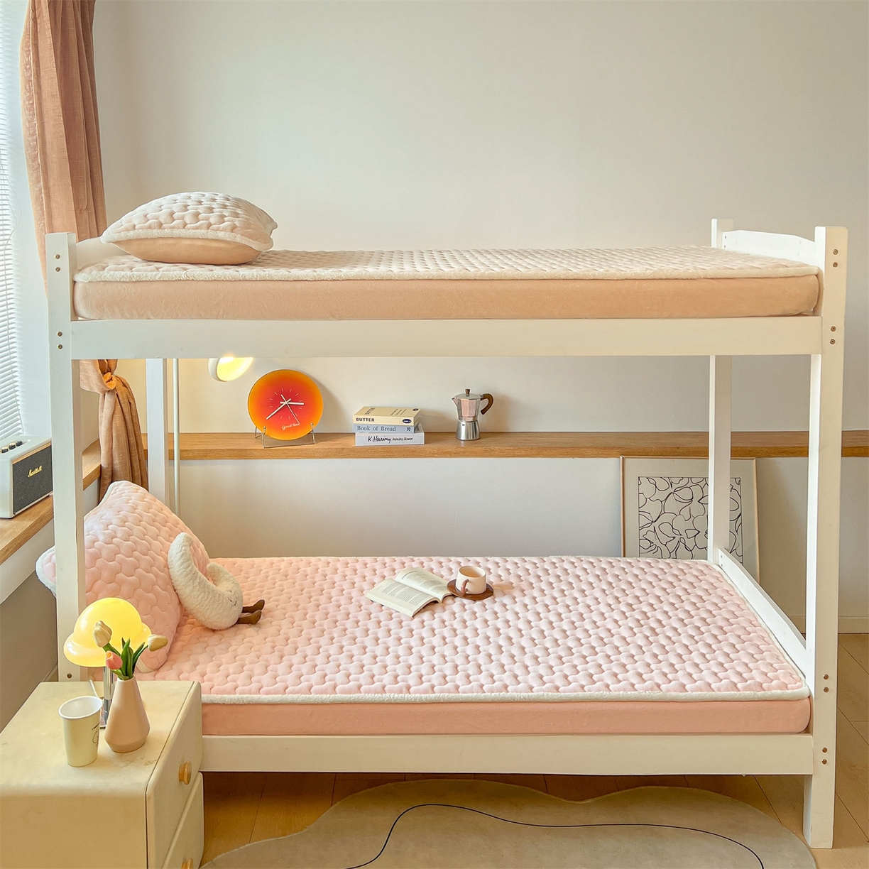 91家纺网 家纺一手货源 找家纺 雯豆 2025冬季新品牛奶绒夹棉床笠大学生床垫保护套纯色素色床罩牛奶绒夹棉床笠-玉颜粉