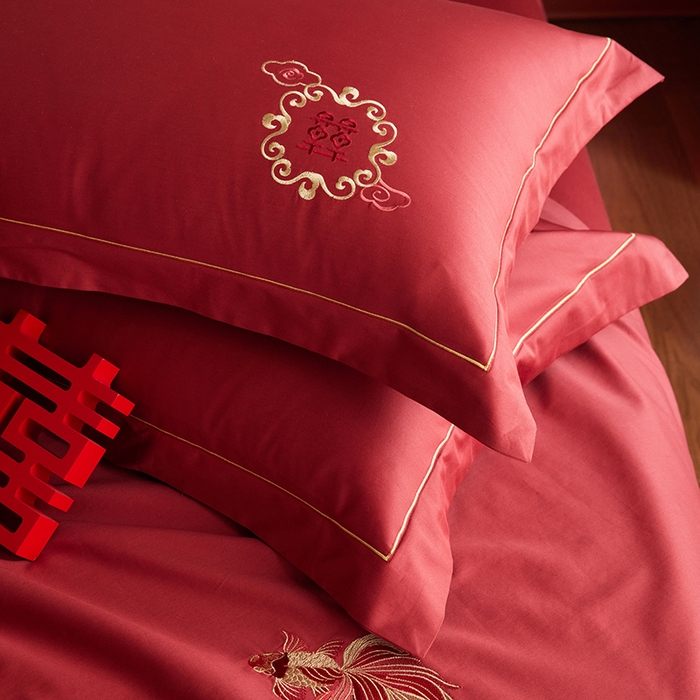 91家纺网 家纺一手货源 找家纺 风向标家纺 2025新款婚A类100S长绒棉纯棉贡缎婚庆四件套 金玉满堂