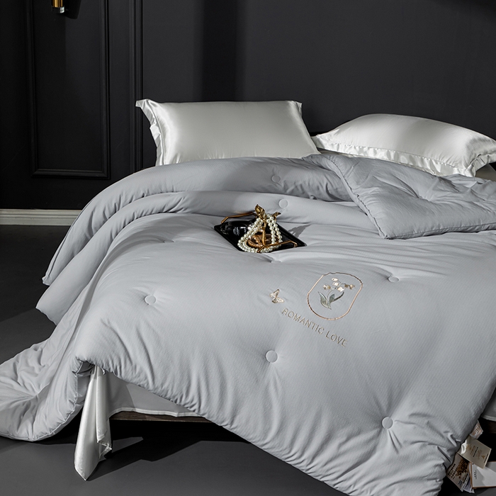 91家纺网 家纺一手货源 找家纺 小牛席业 2025新款A幸运铃兰-新疆棉花被系列棉被冬被春秋被空调被夏被加厚冬被被芯被子 A幸运铃兰-新疆棉花被系列（灰色）