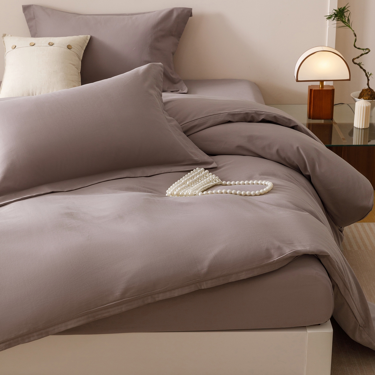 91家纺网 家纺一手货源 找家纺 爱思佳 2025新款A类全棉60s长绒棉纯棉磨毛纯色拼色系列四件套 丁香紫