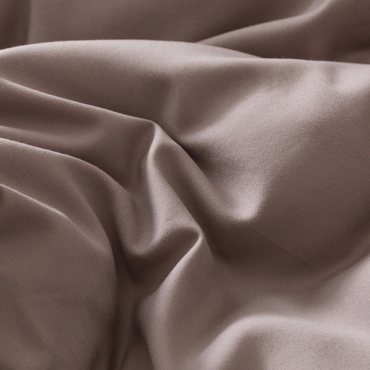 91家纺网 家纺一手货源 找家纺 爱思佳 2025新款A类全棉60s长绒棉纯棉磨毛纯色拼色系列四件套 丁香紫