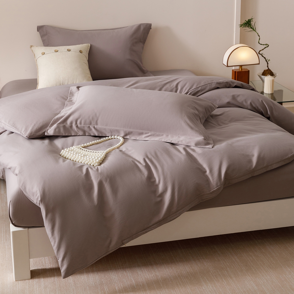 91家纺网 家纺一手货源 找家纺 爱思佳 2025新款A类全棉60s长绒棉纯棉磨毛纯色拼色系列四件套 丁香紫