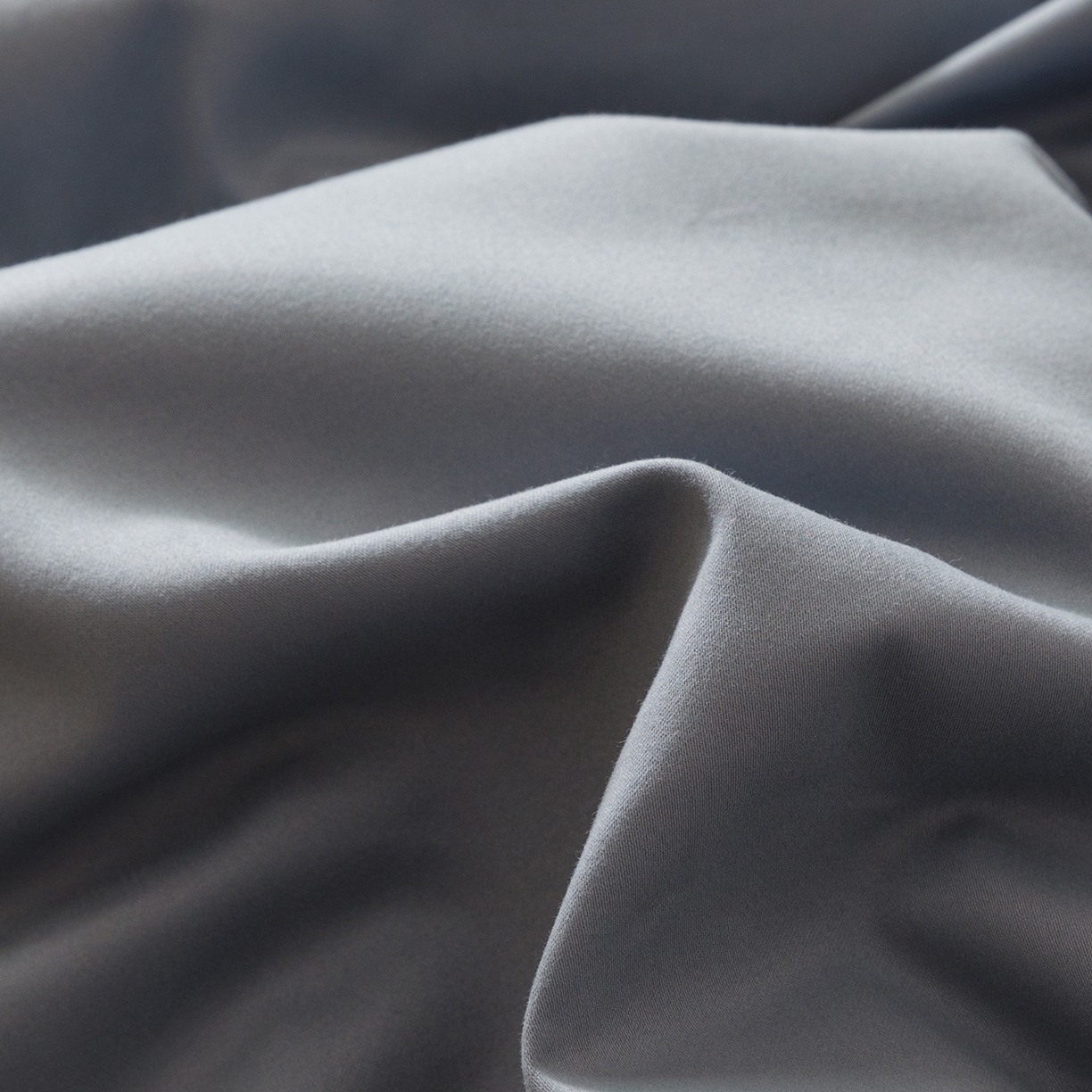 91家纺网 家纺一手货源 找家纺 爱思佳 2025新款A类全棉60s长绒棉纯棉磨毛纯色拼色系列四件套 海蓝灰