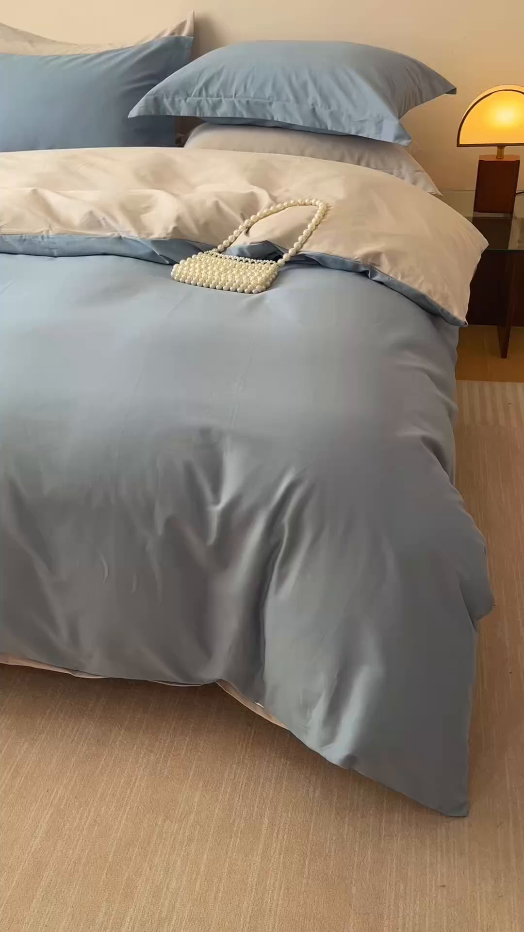 91家纺网 家纺一手货源 找家纺 爱思佳 2025新款A类全棉60s长绒棉纯棉磨毛纯色拼色系列四件套 海蓝灰