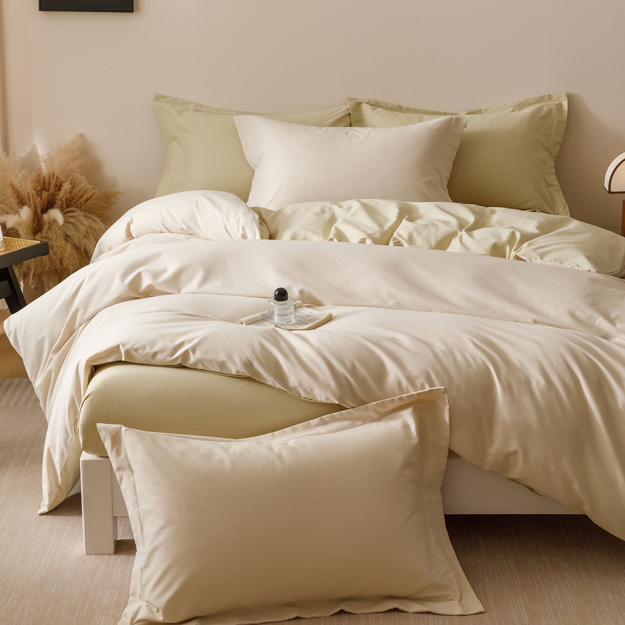 91家纺网 家纺一手货源 找家纺 爱思佳 2025新款A类全棉60s长绒棉纯棉磨毛纯色拼色系列四件套 浅米黄