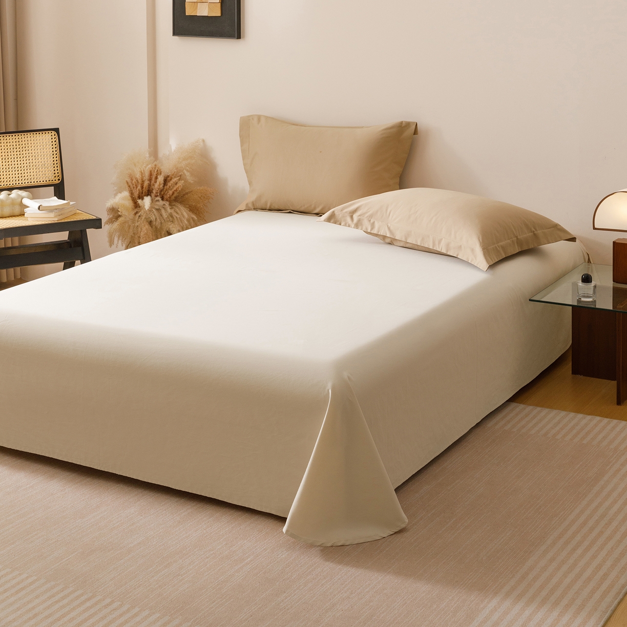 91家纺网 家纺一手货源 找家纺 爱思佳 2025新款A类全棉60s长绒棉纯棉磨毛纯色拼色系列四件套 肉桂拿铁