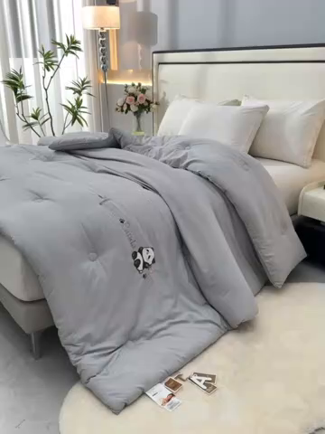 91家纺网 家纺一手货源 找家纺 小牛席业 2025新款熊猫棉花被系列棉被冬被春秋被空调被夏被加厚冬被被芯被子 熊猫棉花被芯（灰色）