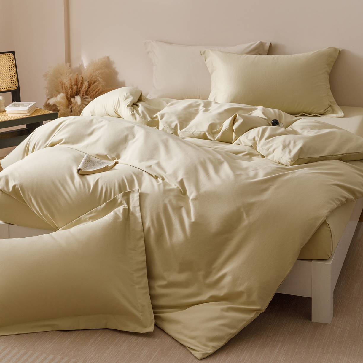 91家纺网 家纺一手货源 找家纺 爱思佳 2025新款A类全棉60s长绒棉纯棉磨毛纯色拼色系列四件套 杏黄