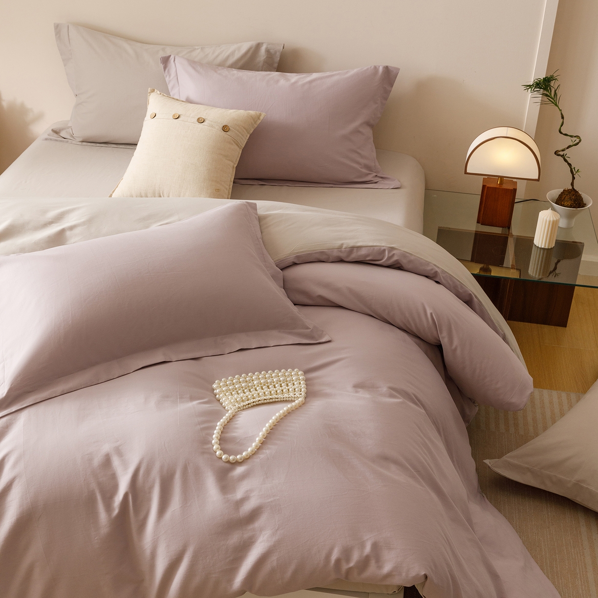 91家纺网 家纺一手货源 找家纺 爱思佳 2025新款A类全棉60s长绒棉纯棉磨毛纯色拼色系列四件套 紫雾灰