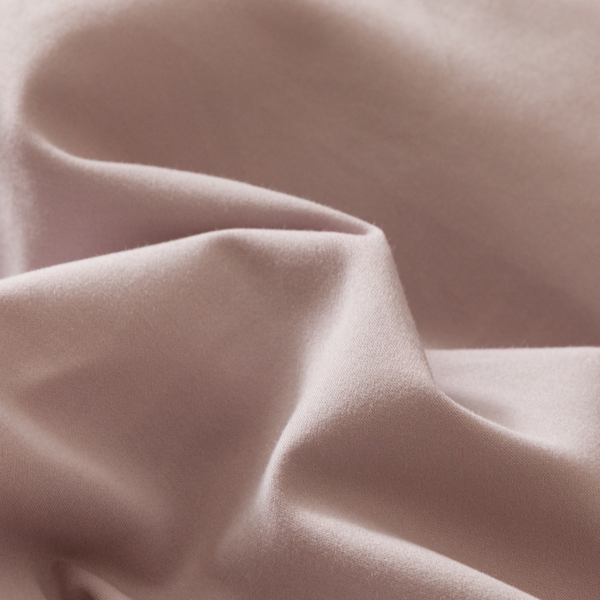 91家纺网 家纺一手货源 找家纺 爱思佳 2025新款A类全棉60s长绒棉纯棉磨毛纯色拼色系列四件套 紫雾灰