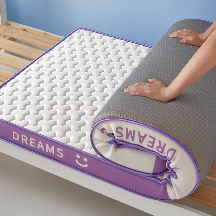 91家纺网 家纺一手货源 找家纺 暖季家纺 2025新款双拼色牛奶丝针织棉立体海绵三菱格学生床垫 立体紫白三菱格