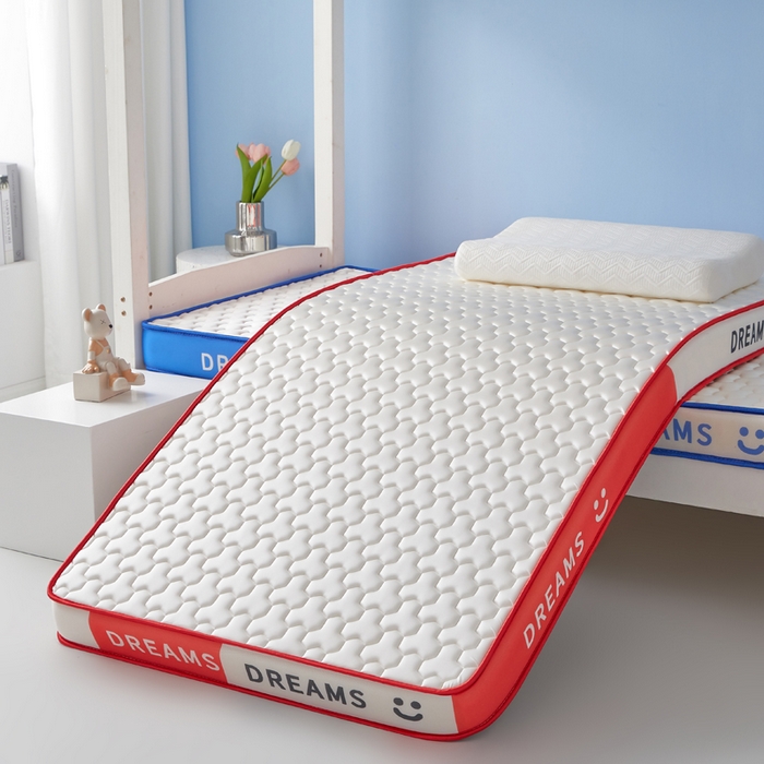 91家纺网 家纺一手货源 找家纺 暖季家纺 2025新款双拼色牛奶丝针织棉立体海绵三菱格学生床垫 立体红白三菱格