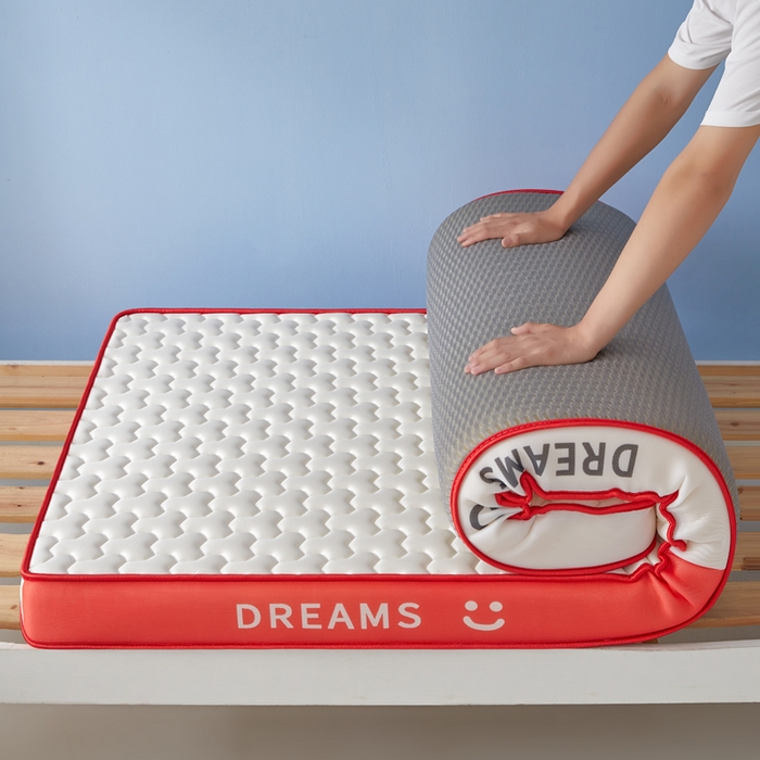 91家纺网 家纺一手货源 找家纺 暖季家纺 2025新款双拼色牛奶丝针织棉立体海绵三菱格学生床垫 立体红白三菱格