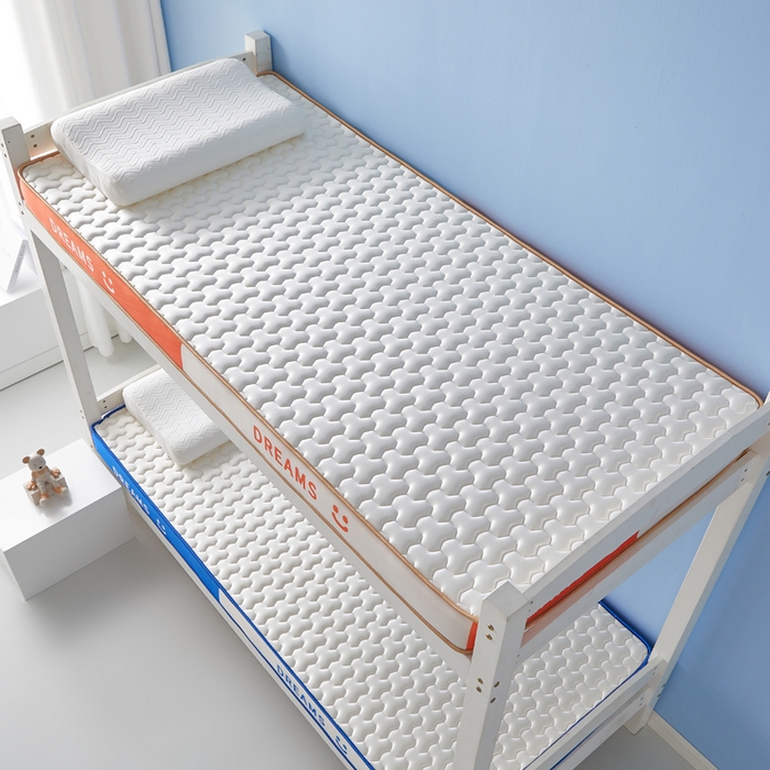 91家纺网 家纺一手货源 找家纺 暖季家纺 2025新款双拼色牛奶丝针织棉立体海绵三菱格学生床垫 立体蓝白三菱格