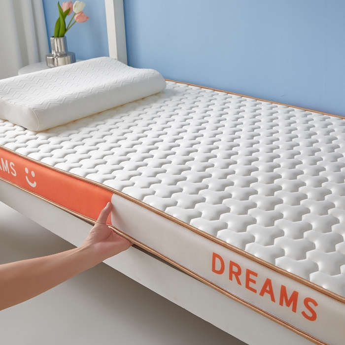 91家纺网 家纺一手货源 找家纺 暖季家纺 2025新款双拼色牛奶丝针织棉立体海绵三菱格学生床垫 立体橙白三菱格