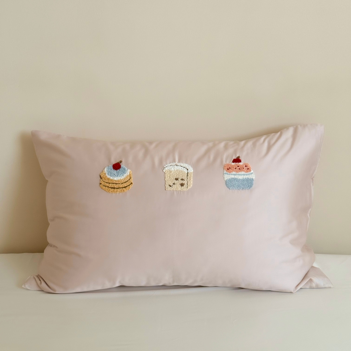 91家纺网 家纺一手货源 找家纺 （总）鹿班家居 2025新款100S长绒棉纯棉毛巾绣单品枕套 枕套单件-彩虹蛋糕&幸运树（标准会员-2元）