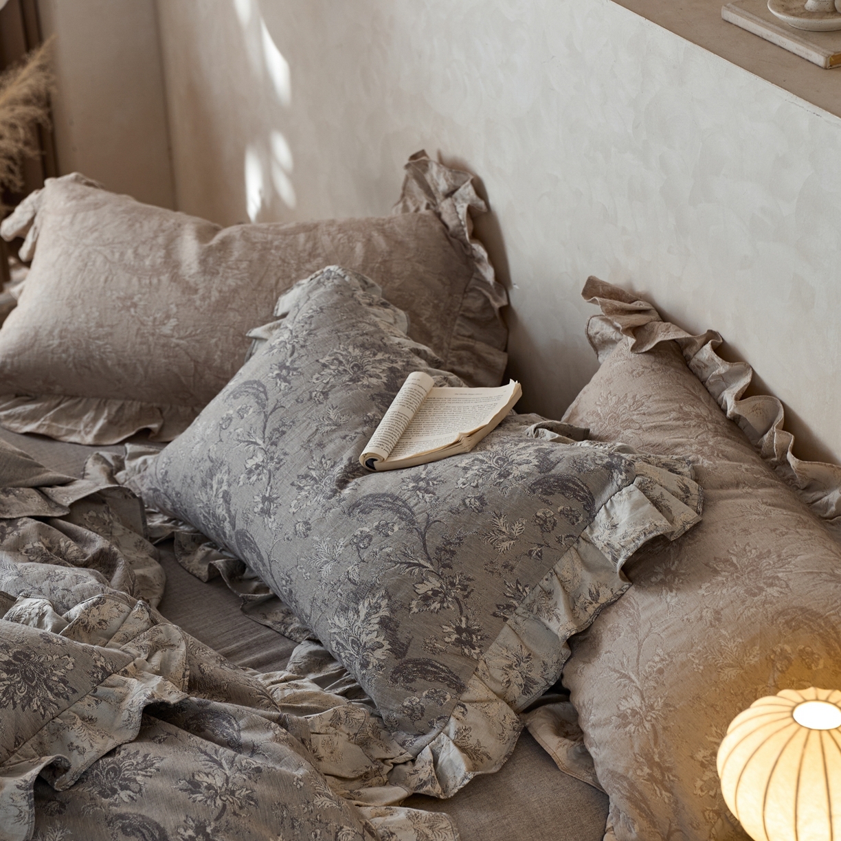 91家纺网 家纺一手货源 找家纺 安莱生活2025新款棉麻高端系列四件套 莫奈花园-深灰