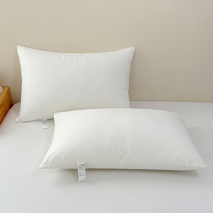 91家纺网 家纺一手货源 找家纺 （总）优承佳生活馆（床垫） 2025新款全棉色织水洗棉羽丝棉枕 枕头枕芯