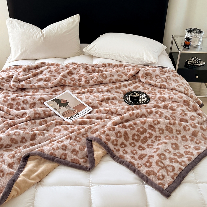 91家纺网 家纺一手货源 找家纺 锦润家纺 2025新款高克重多功能兔毛绒包边毛毯毯子 古朴虎纹