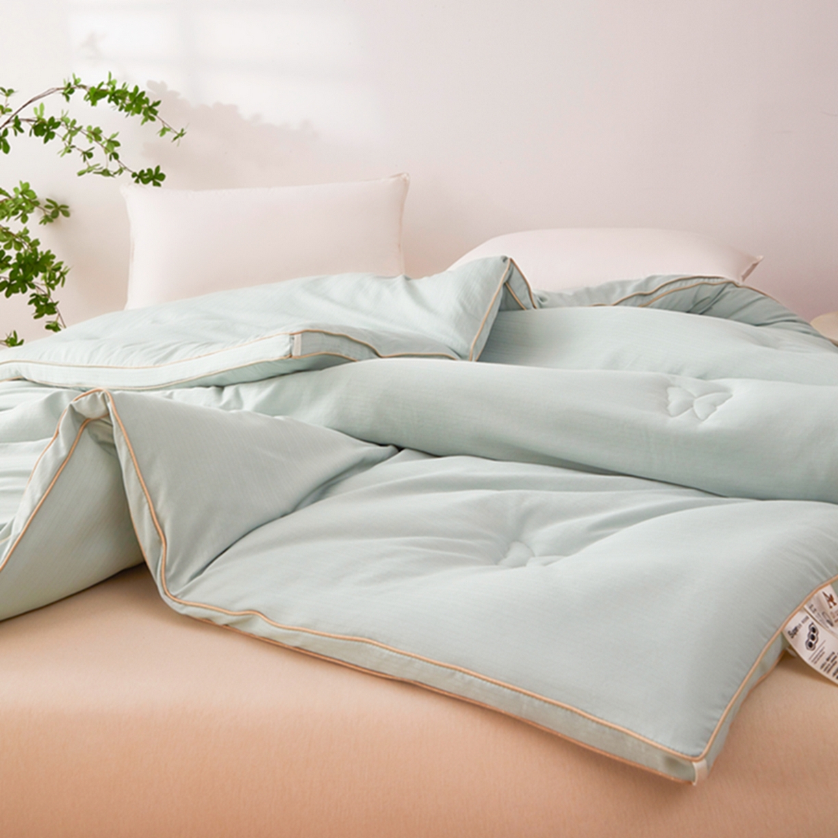 91家纺网 家纺一手货源 找家纺 晚悠家纺 2025新款A类提花云感睡眠立体大豆被子被芯 薄荷绿