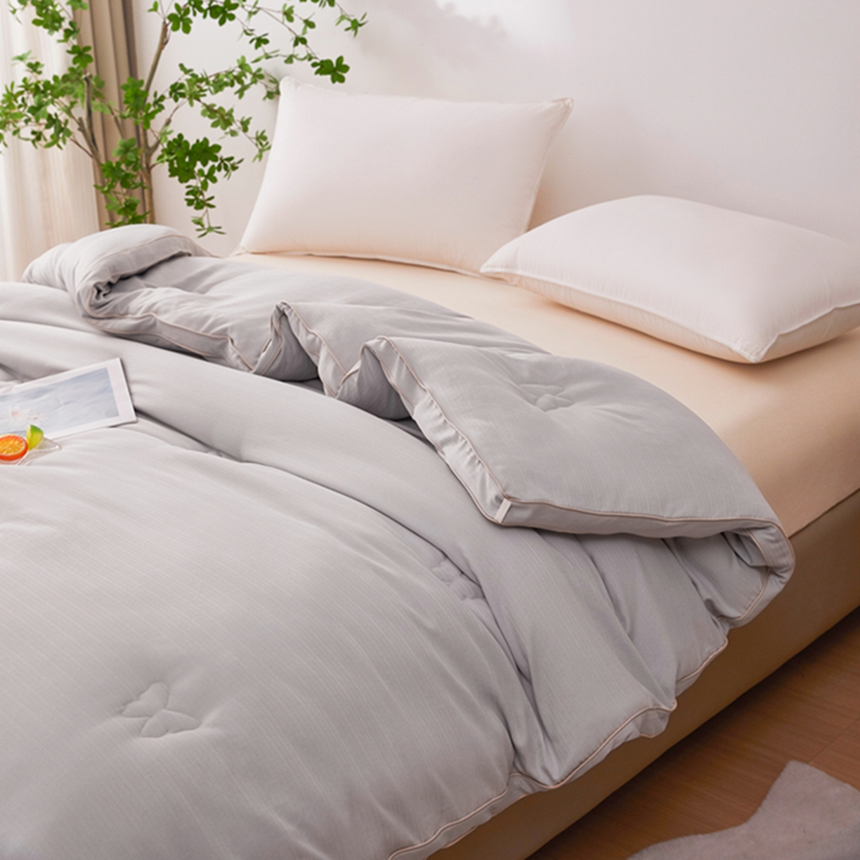 91家纺网 家纺一手货源 找家纺 晚悠家纺 2025新款A类提花云感睡眠立体大豆被子被芯 米灰