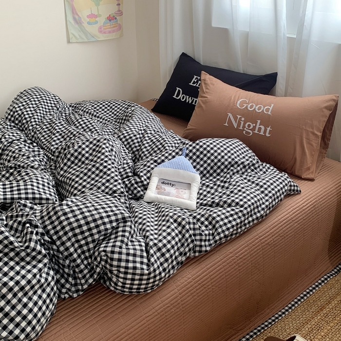 91家纺网 家纺一手货源 找家纺 秘密基地 2025新款韩系ins风混搭全棉纯棉水洗棉床盖四件套 慵懒黑格