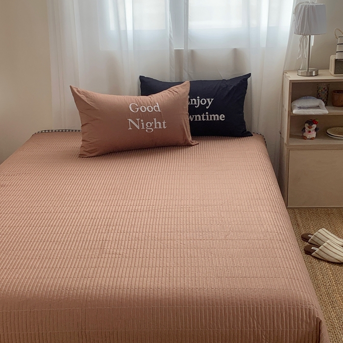 91家纺网 家纺一手货源 找家纺 秘密基地 2025新款韩系ins风混搭全棉纯棉水洗棉床盖四件套 慵懒黑格