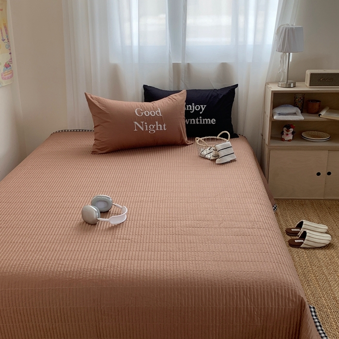 91家纺网 家纺一手货源 找家纺 秘密基地 2025新款韩系ins风混搭全棉纯棉水洗棉床盖四件套 慵懒黑格