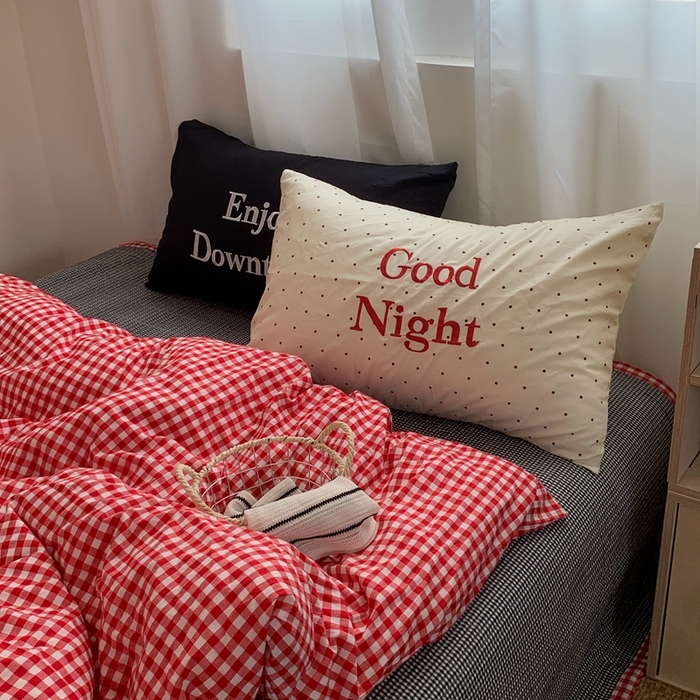 91家纺网 家纺一手货源 找家纺 秘密基地 2025新款韩系ins风混搭全棉纯棉水洗棉床盖四件套 波点红格