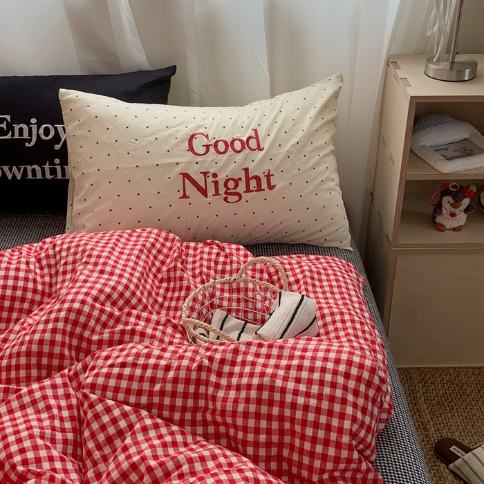 91家纺网 家纺一手货源 找家纺 秘密基地 2025新款韩系ins风混搭全棉纯棉水洗棉床盖四件套 波点红格