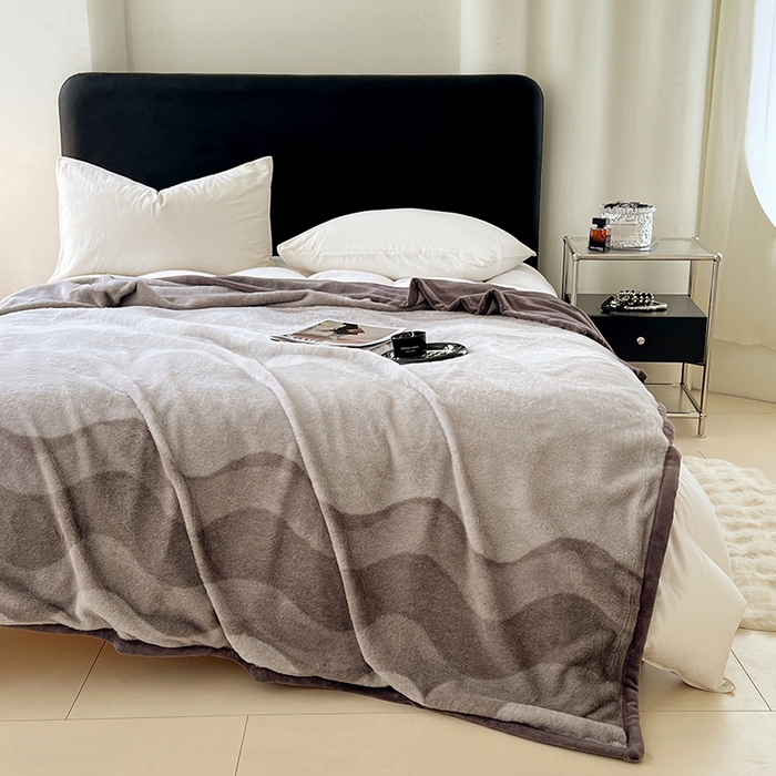 91家纺网 家纺一手货源 找家纺 锦润家纺 2025新款高克重多功能兔毛绒包边毛毯毯子 瑞格利亚-紫