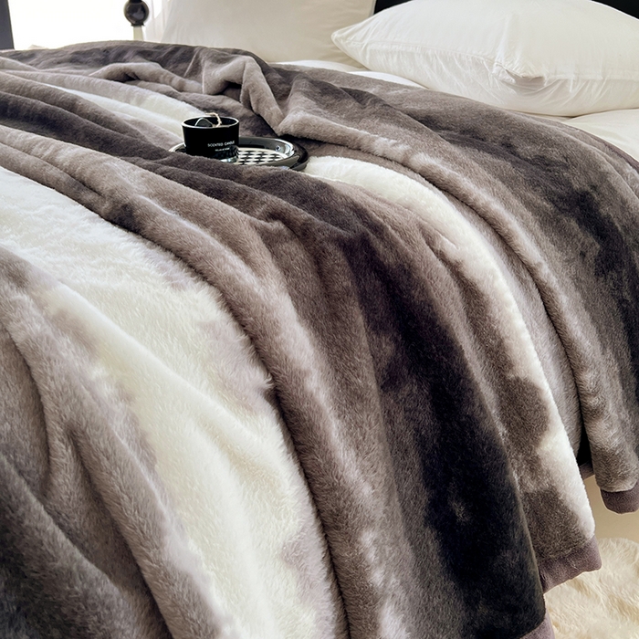91家纺网 家纺一手货源 找家纺 锦润家纺 2025新款高克重多功能兔毛绒包边毛毯毯子 幽梦黑白