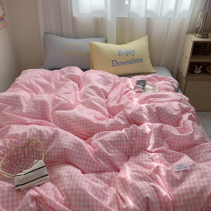 91家纺网 家纺一手货源 找家纺 秘密基地 2025新款韩系ins风混搭全棉纯棉水洗棉床盖四件套 奶油粉格