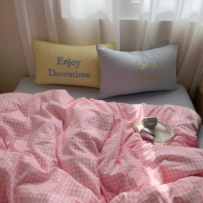 91家纺网 家纺一手货源 找家纺 秘密基地 2025新款韩系ins风混搭全棉纯棉水洗棉床盖四件套 奶油粉格