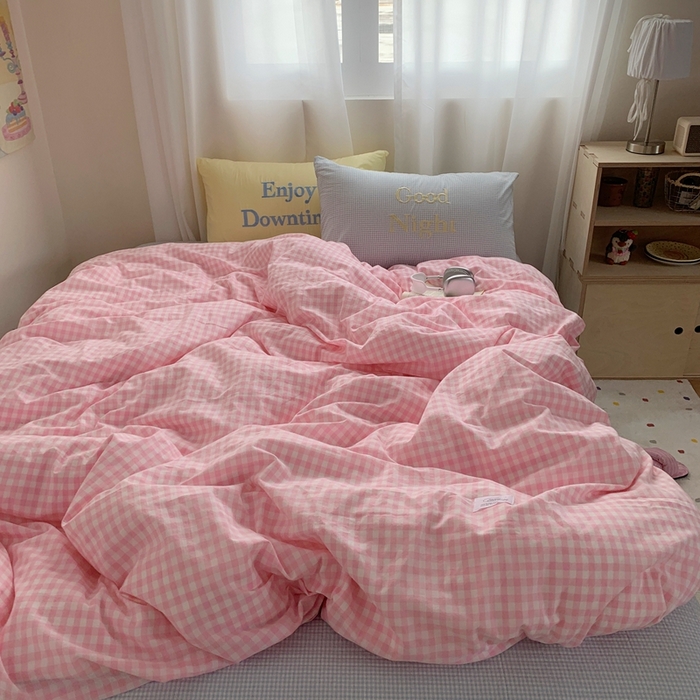 91家纺网 家纺一手货源 找家纺 秘密基地 2025新款韩系ins风混搭全棉纯棉水洗棉床盖四件套 奶油粉格