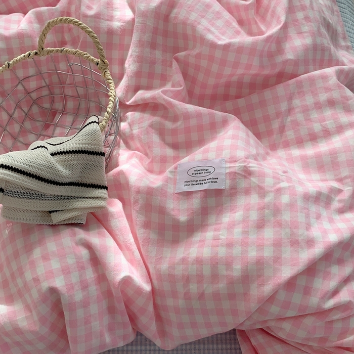 91家纺网 家纺一手货源 找家纺 秘密基地 2025新款韩系ins风混搭全棉纯棉水洗棉床盖四件套 奶油粉格