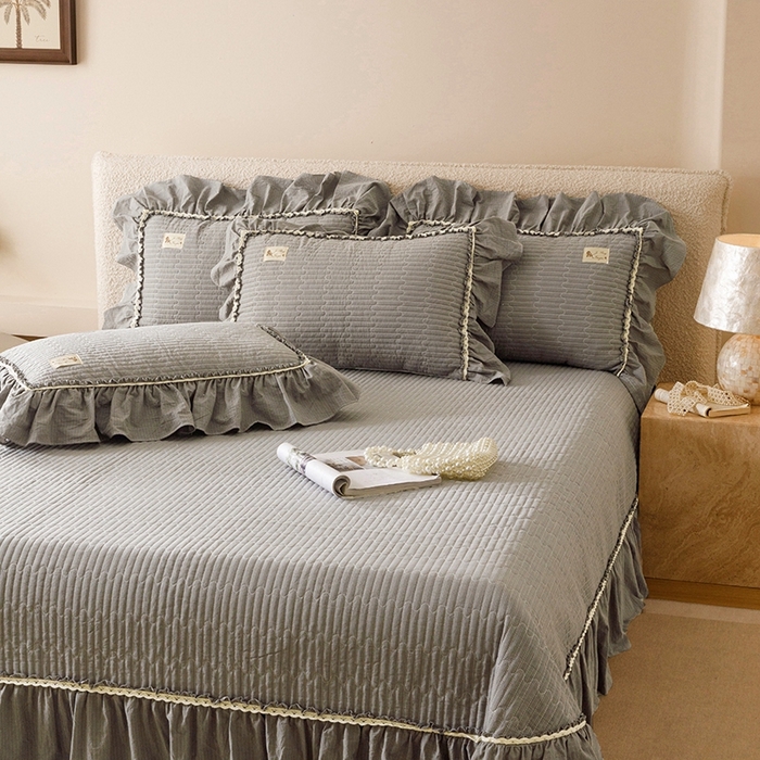 91家纺网 家纺一手货源 找家纺 菊上家纺 2025新款全棉纯棉色织水洗床盖四件套 卡秋莎-浅灰条