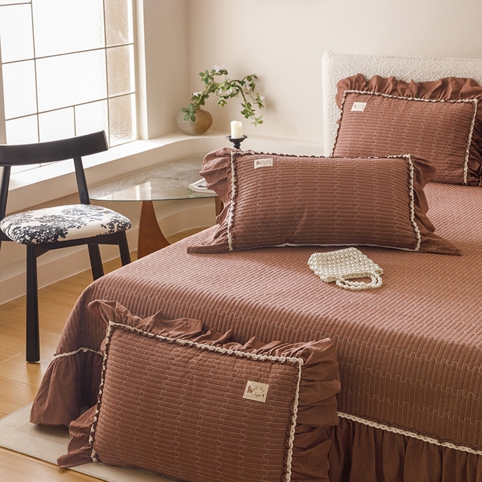 91家纺网 家纺一手货源 找家纺 菊上家纺 2025新款全棉纯棉色织水洗床盖四件套 卡秋莎-焦糖条