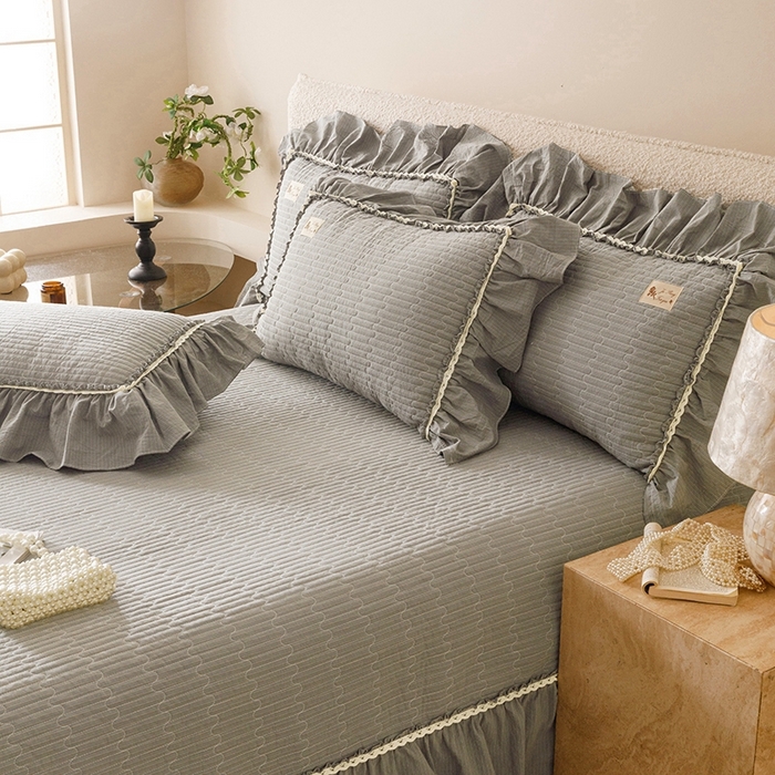 91家纺网 家纺一手货源 找家纺 菊上家纺 2025新款全棉纯棉色织水洗床盖四件套 卡秋莎-浅灰条