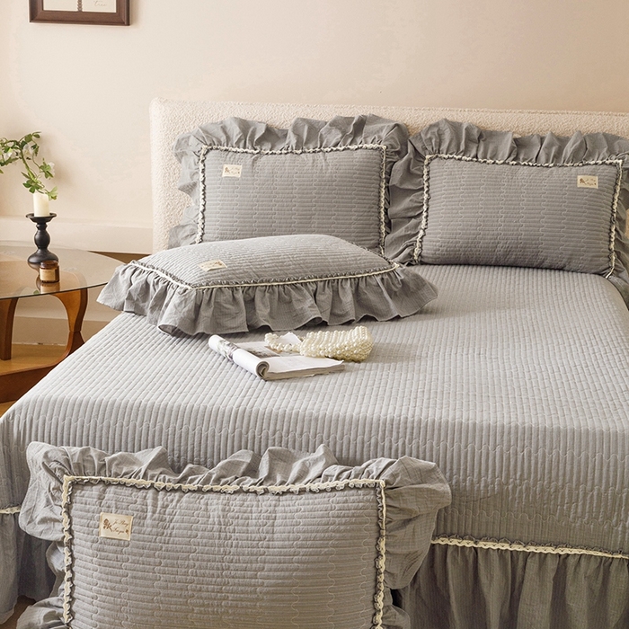 91家纺网 家纺一手货源 找家纺 菊上家纺 2025新款全棉纯棉色织水洗床盖四件套 卡秋莎-浅灰条