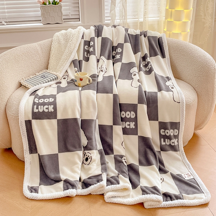 91家纺网 家纺一手货源 找家纺 （总）锦润家纺 2025年新款牛奶绒羊羔绒AB版包边毛毯